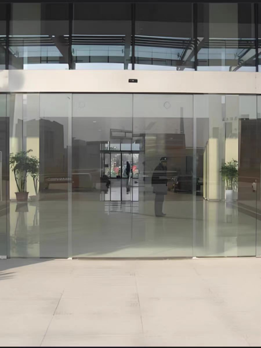 东方能展 门高清大图