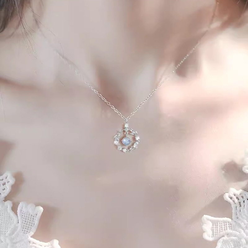 幸运花环s925纯银项链女气质百搭锁骨链月光石镶钻项饰圣诞节礼物