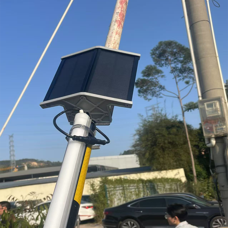 川耘腾 CYT-JSD631 斜拉线护管式警示灯(计价单位:个) 黑色高清大图