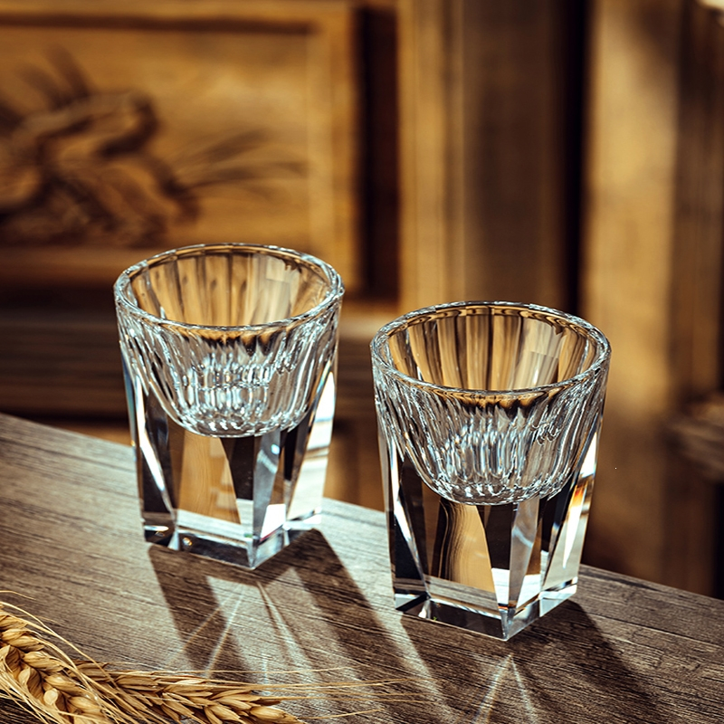 法耐(FANAI)钻石白酒杯分酒器套装家用轻奢小号酒杯_钻石方底杯15mlX6支几何四方壶100mlX6双层金叶杯架66