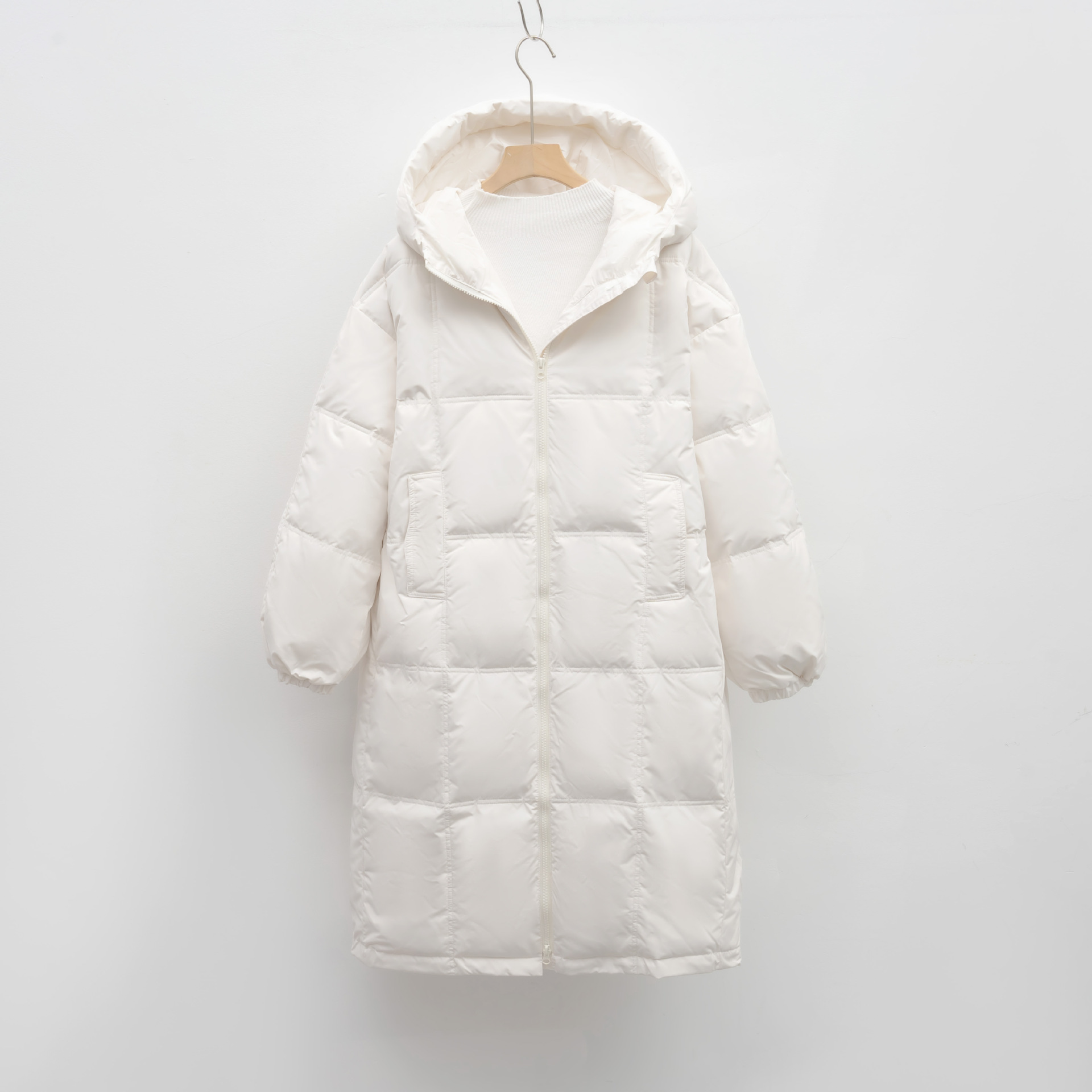 加厚宽松面包服新款鸭绒冬季外套加长款过膝羽绒服女 白色 S