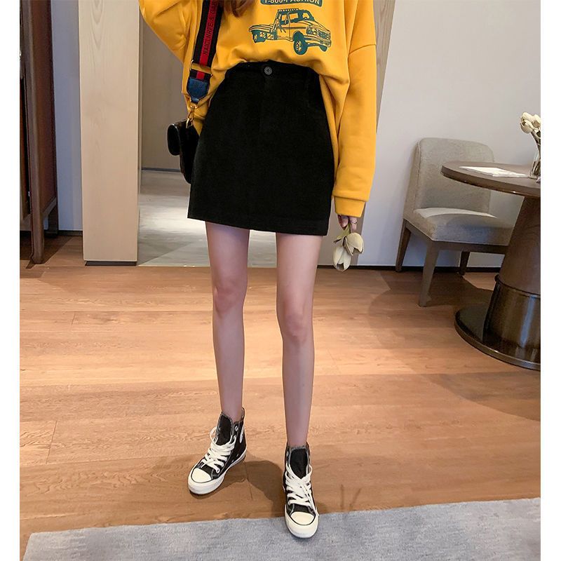 短裙女秋冬2021新款复古灯芯绒半身裙高腰显瘦a字裙黑色包臀裙子