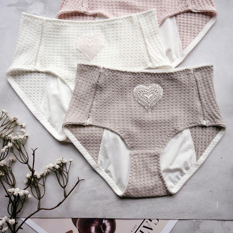 波迷娜bomina星期裤内裤女日系镂空透气棉防漏爱心少女中腰姨妈卫生裤