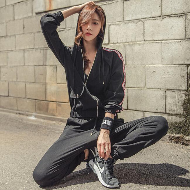 新款运动套装女春夏ins网红时尚休闲服瑜伽健身跑步套装 黑色单上衣 L125-145斤内