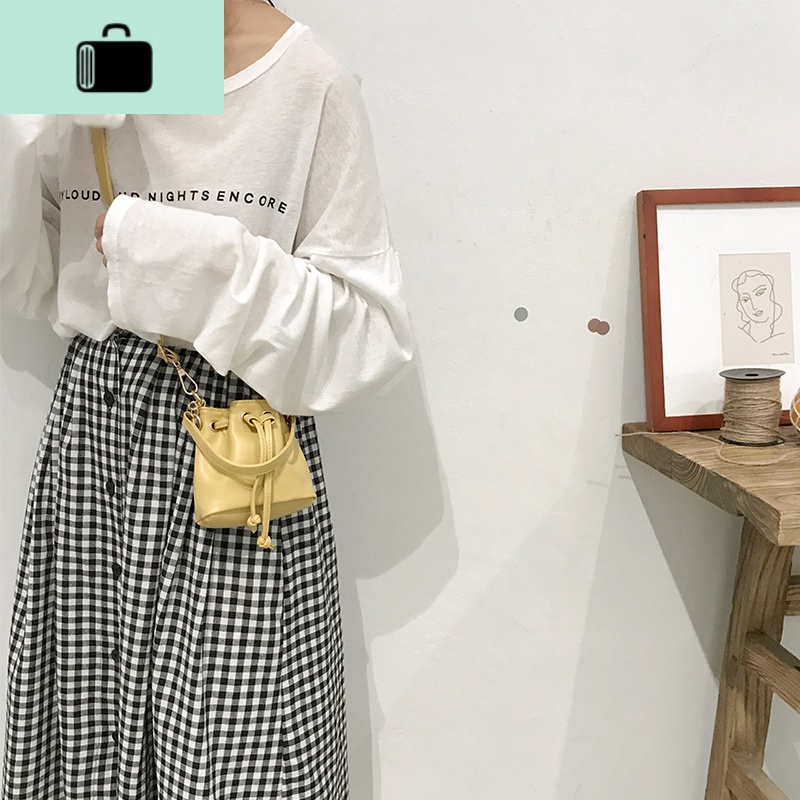 夏季迷你包包女斜挎包2020新款潮小清新时尚水桶包百搭ins单肩包NEW LAKE