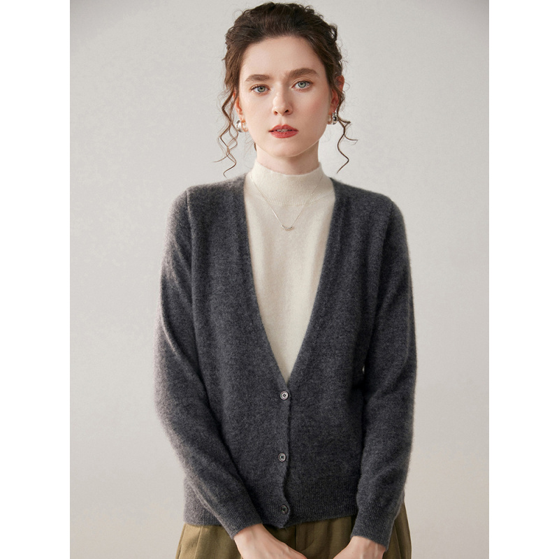 简约时尚秋冬新款山羊绒衫雅通勤百搭针织假两件拼色羊毛毛衣