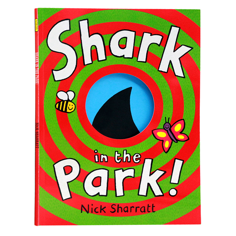 [正版]公园里的鲨鱼 进口英文原版 Shark in the Park 洞洞书 作者 Nick Sharratt 吴敏高清大图