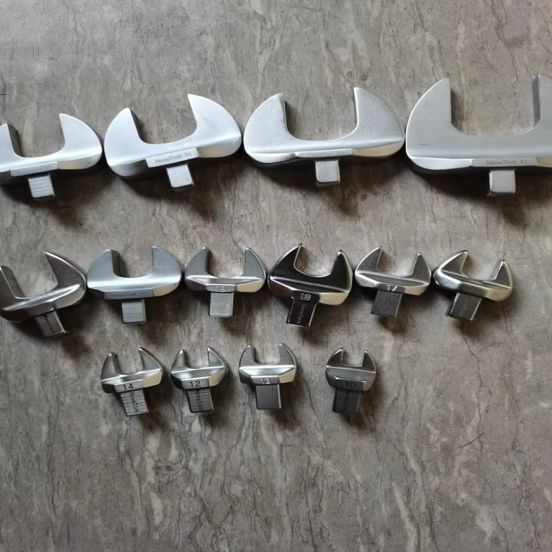 企采严选 诺特方开口插头24mm 14*18