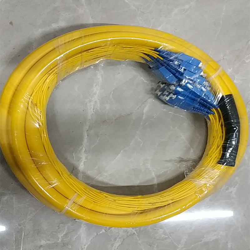 贝尔兰德 电信级 跳纤 30m sc-lc 24芯集束跳纤