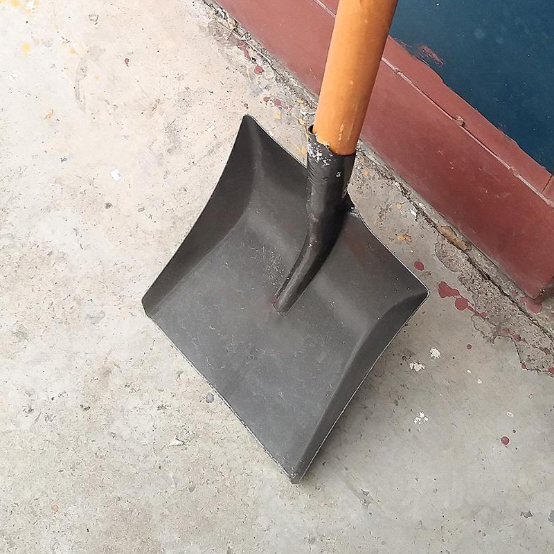 洋蝲蝲 铁锹 带把方锹 单位:把高清大图