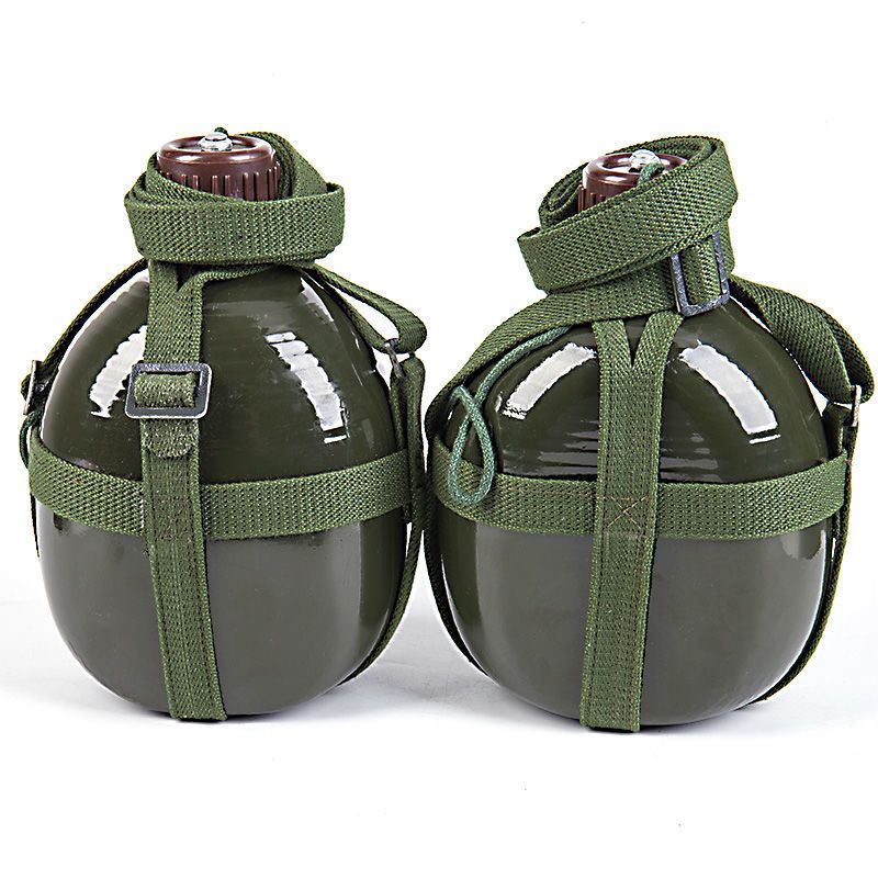 背带水壶