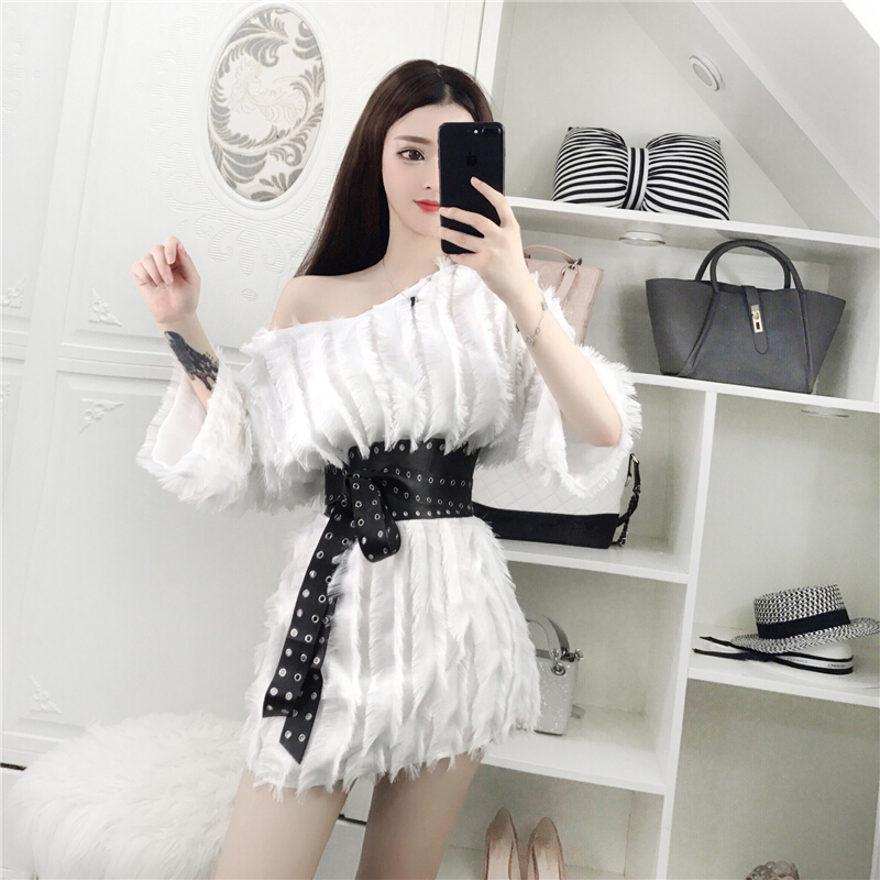 网络直播服装女主播上镜衣服性感夜店露肩清新淡雅仙女连衣裙潮白色均码