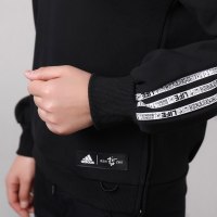 阿迪达斯(adidas)女士休闲套头衫任哲联名圆领运动卫衣EA2098