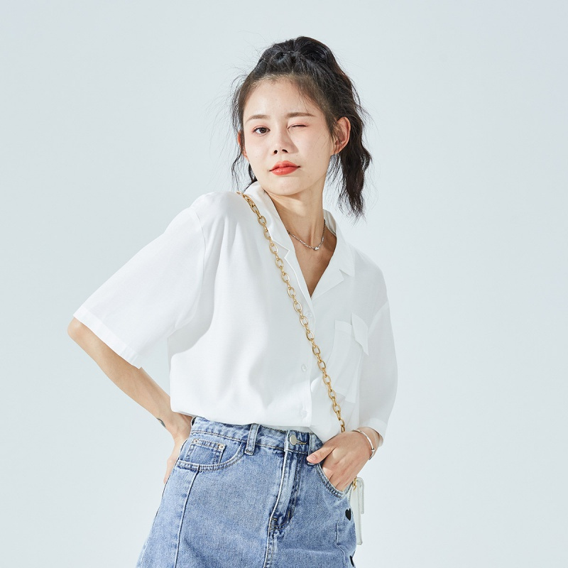 唐狮 夏季衬衫女学院风短袖衬衣jk上衣纯色翻领减龄百搭