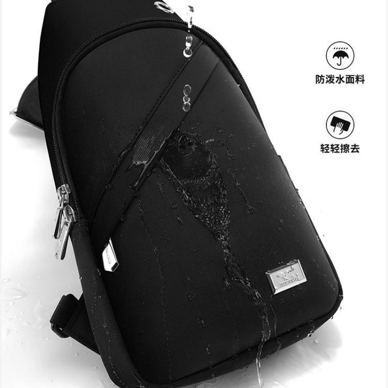 七匹狼 斜挎包男单肩胸包潮牌百搭胸包黑色款 CD101787-1高清大图