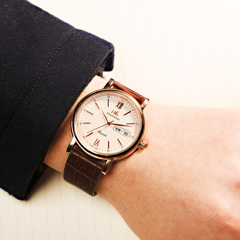 上海SHANGHAI手表 男士手表 时尚潮流休闲石英表 防水情侣石英女表 情侣对表皮革日历皮带腕表DS0132高清大图