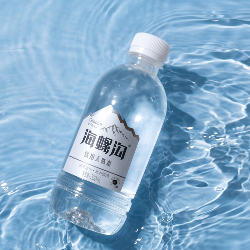海螺沟饮用天然水高清大图