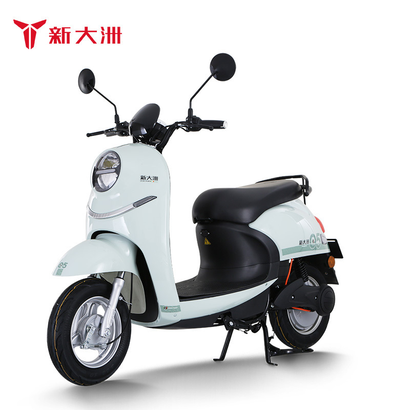 新大洲派乐parray3c认证小龟王60v铅酸电池电动轻便摩托车e5冰清淡绿