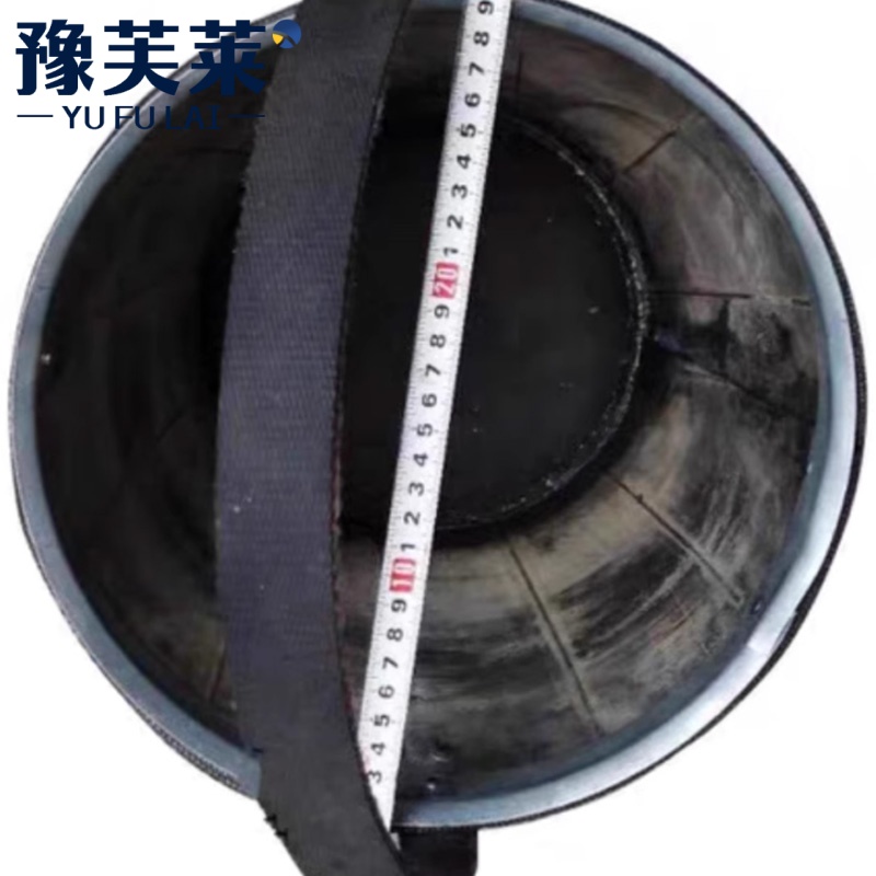 水桶胶皮桶橡胶高清大图