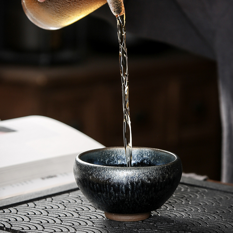 金镶玉 茶杯 建盏杯主人杯窑变盏陶瓷杯镶银雨滴盏品茗杯 银花盏高清大图