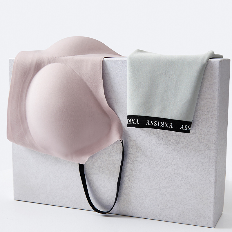 kissy氧心云朵无尺码内衣果冻聚拢无痕无钢圈文胸套装女薄款美背吊带