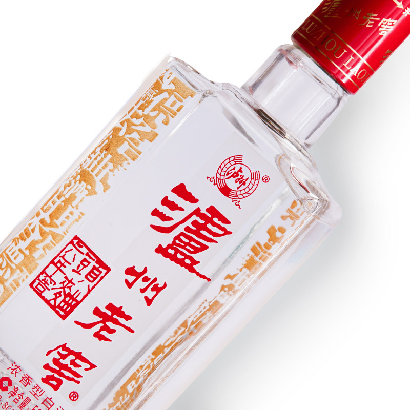 泸州老窖 六年窖头曲 52度 500ml*6瓶 浓香型白酒 整箱装(含3个礼袋)高清大图