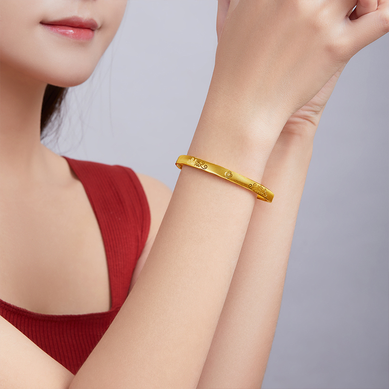 周六福zhouliufu黄金手镯女足金计价国潮花开富贵如意繁华镯子送礼