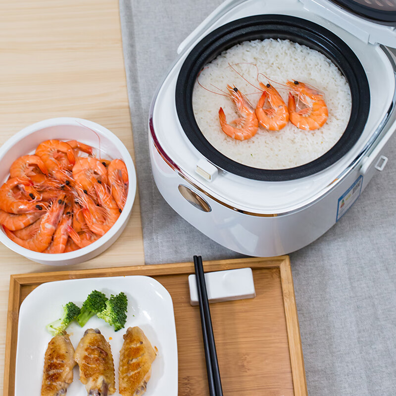 NUC全自动多功能电饭煲3LNC300 白色高清大图