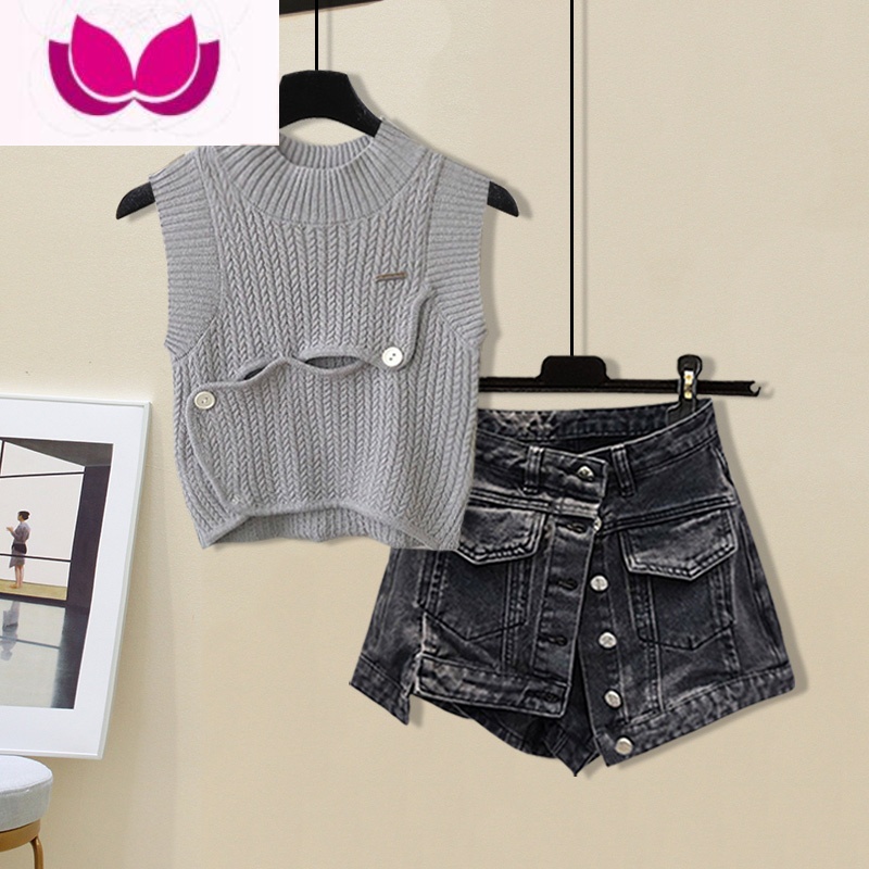七斓设计感甜辣风减龄套装女夏短款背心无袖针织衫牛仔半身裙裤套高清大图