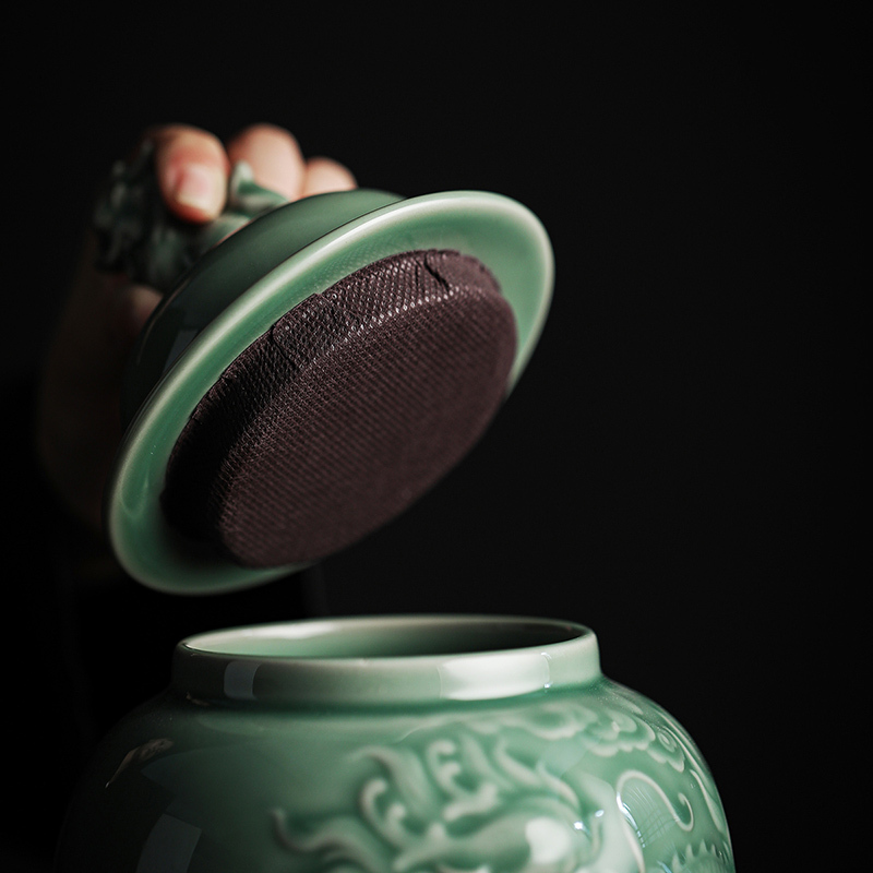 領藝 优选越窑青瓷茶叶罐手工大号密封罐储茶罐家用储存罐浮雕麒麟茶罐景德镇风格 越窑青瓷麒麟茶叶罐-大号