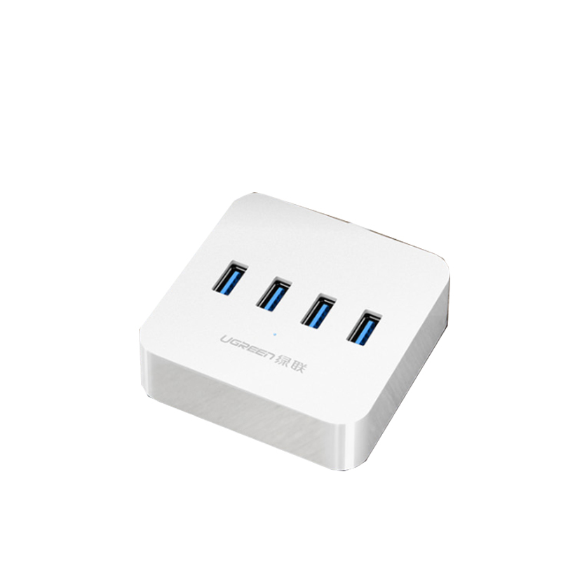 绿联(UGREEN)CR118 USB3.0分线器 一拖四转换器延长线带电源接口 1.5米