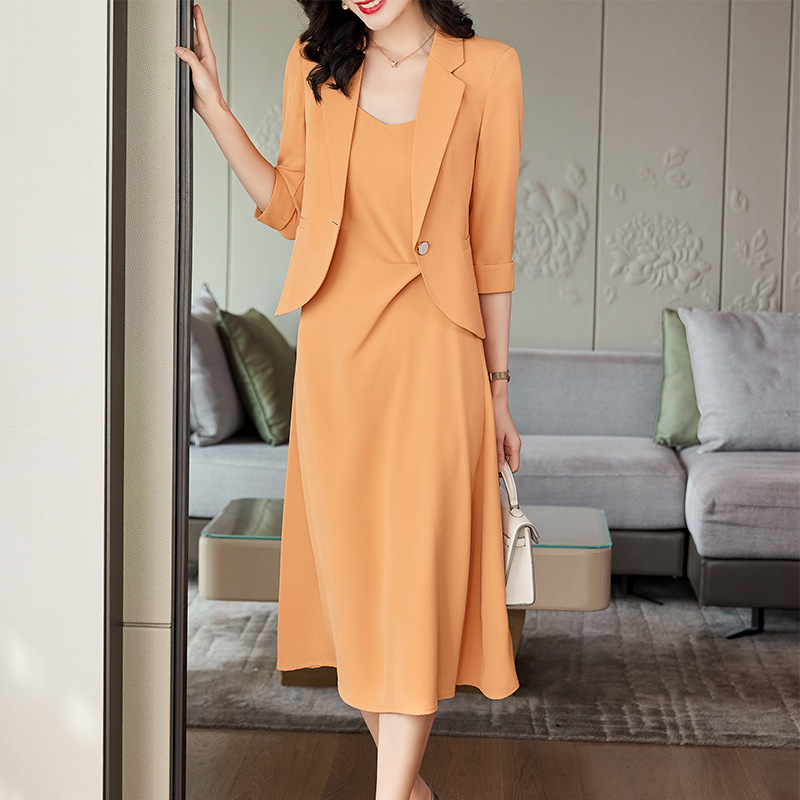 女先生女士西装职业装连衣裙套装女橙色西装修身中袖小外套正装套裙