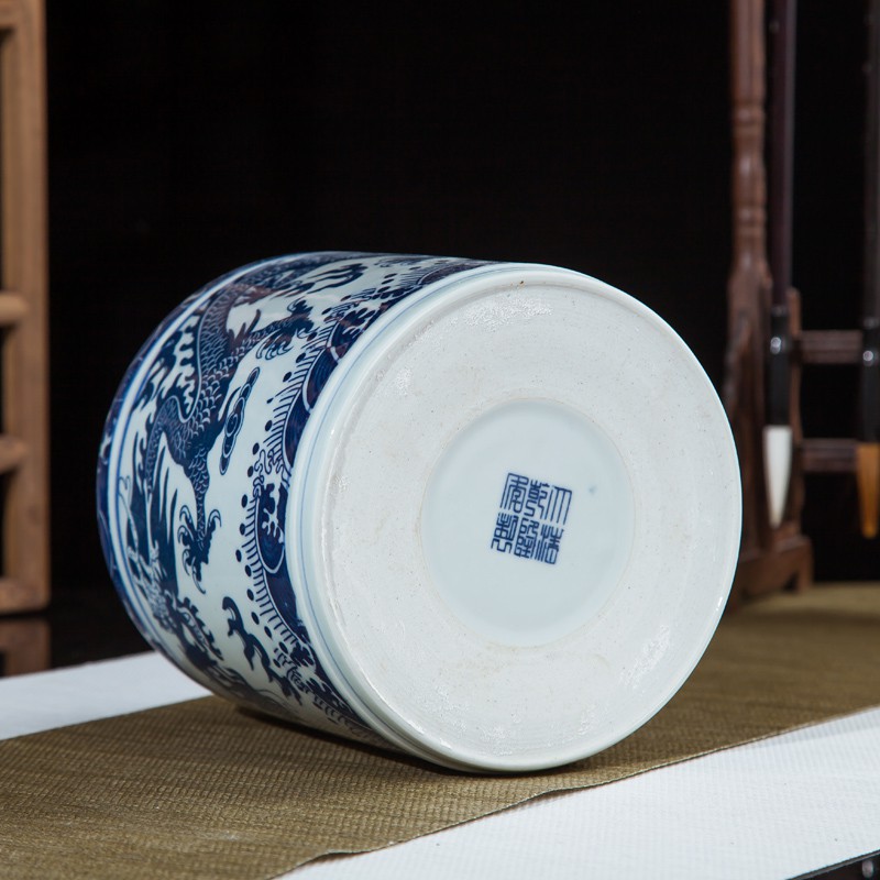 景德镇古典青花陶瓷笔筒学生文芳用品书房摆件书法毛笔收纳筒 三维工匠 小号(高12CM宽12CM)高清大图