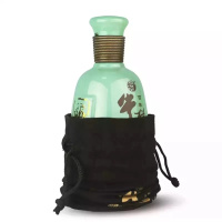 北京牛栏山二锅头52度浓香型白酒和之牛青釉瓷500ml*6瓶整箱装