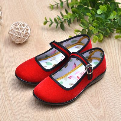 儿童布鞋老北京布鞋小礼仪舞蹈小跟黑平绒学生红色方口女童鞋女孩一代