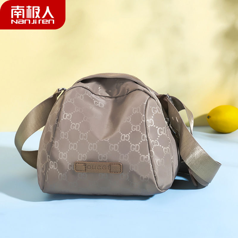 小包包女2021新款韩版时尚女士牛津布帆布包单肩斜挎包妈妈包高清大图