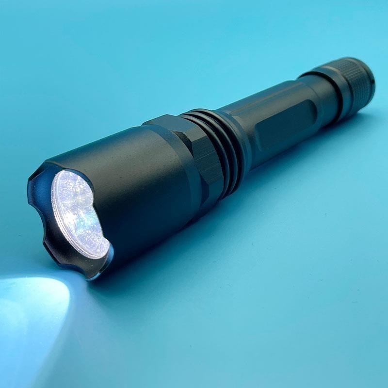 荣乾聚 强光手电筒 LED防汛照明工作灯 JW7300B 台高清大图