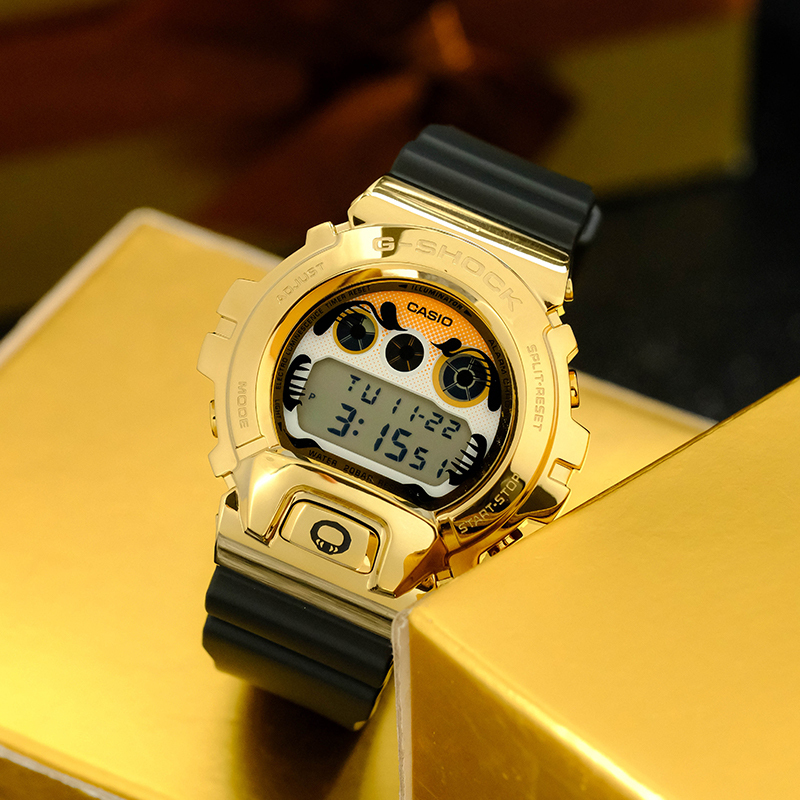 卡西欧手表 G-SHOCK 达摩不倒翁主题系列金色配色 特殊背刻 防水防震运动表款DW-6900/GM-6900