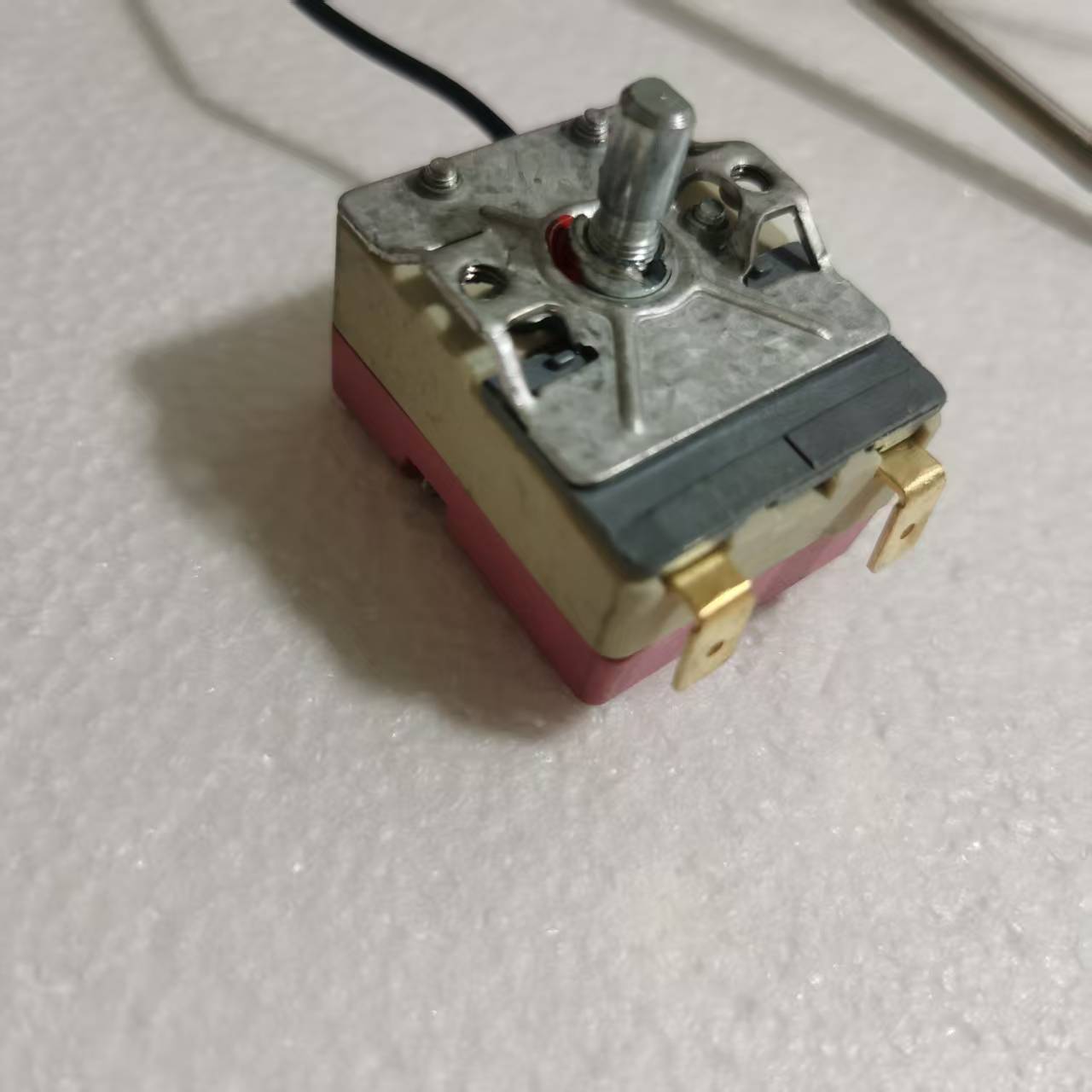 帮客材配 全新原装法迪欧电热水器F40/50/60- C21HDL1 温控器 75°收前验货高清大图