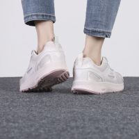 Skechers斯凯奇女鞋新款网面透气运动鞋减震跑步鞋128075-NAT ZP