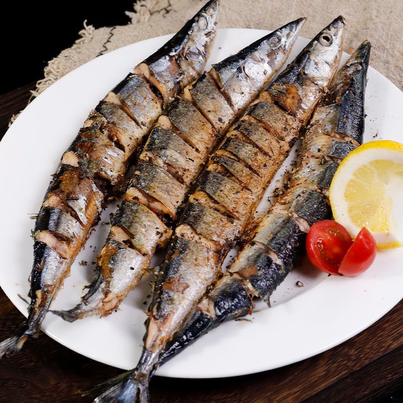 赛卡伊秋刀鱼新鲜冷冻大号鲜活海捕深海鱼日式秋刀鱼烧烤即食食材整箱