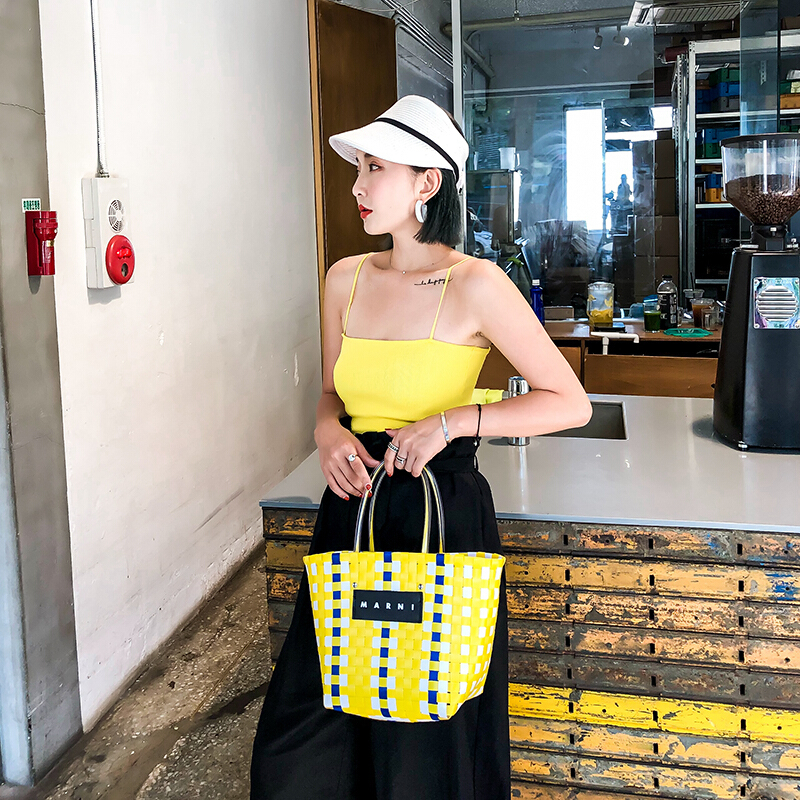 2018多色带夏季修身显瘦内搭打底时尚背心女