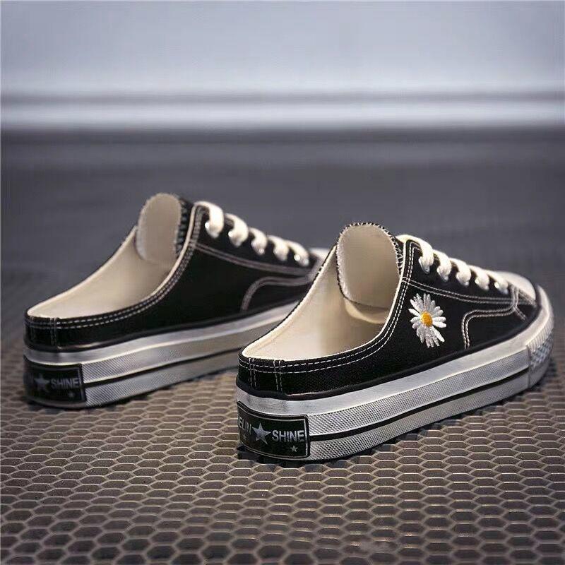 小雏菊鞋子女学生韩版帆布鞋ins板鞋百搭布鞋平底新款懒人半拖鞋
