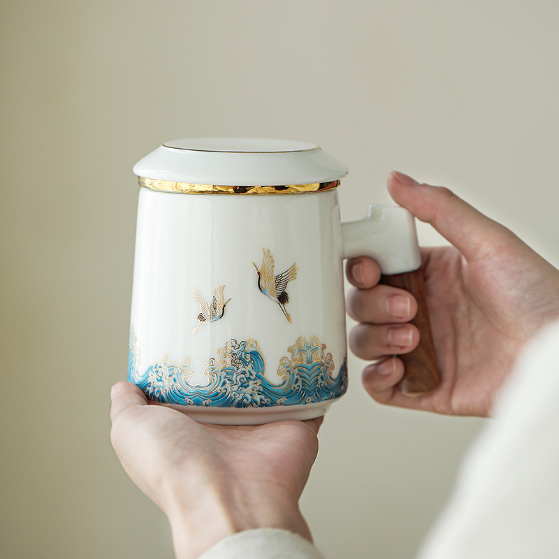 領藝 祥鹤观海茶杯茶水分离马克杯带盖过滤大容量办公室泡茶杯陶瓷功夫茶具国潮送礼 祥鹤观海木语办公杯礼盒装