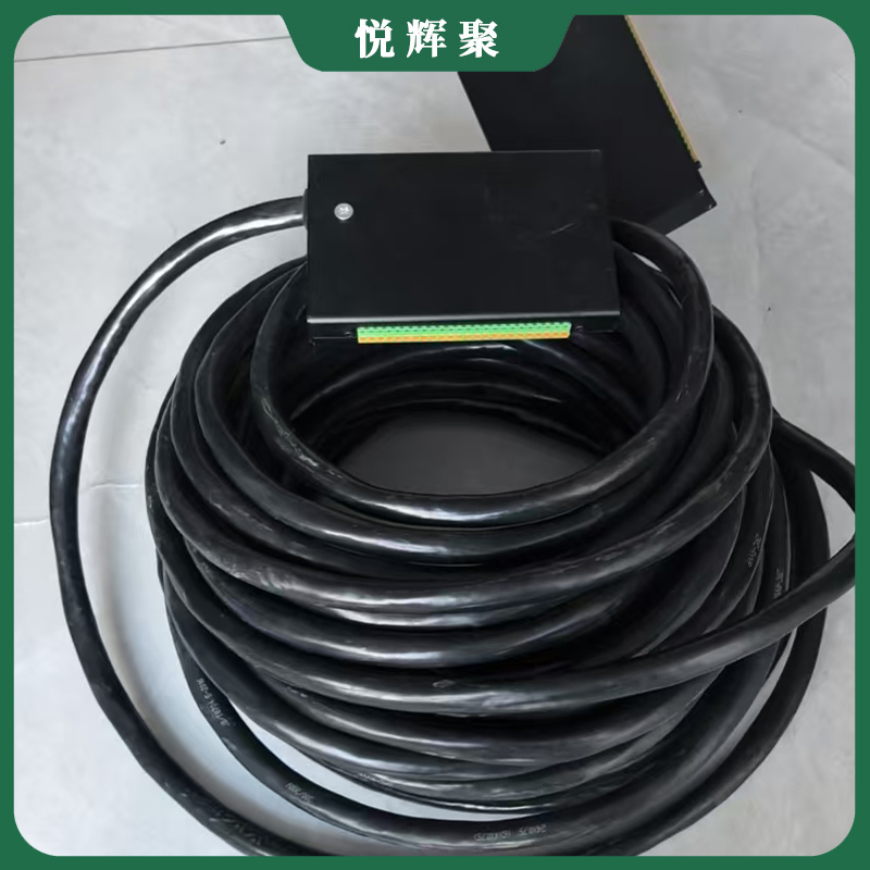 悦辉聚 带屏蔽层电缆快速接续器 30米线长24芯 个高清大图
