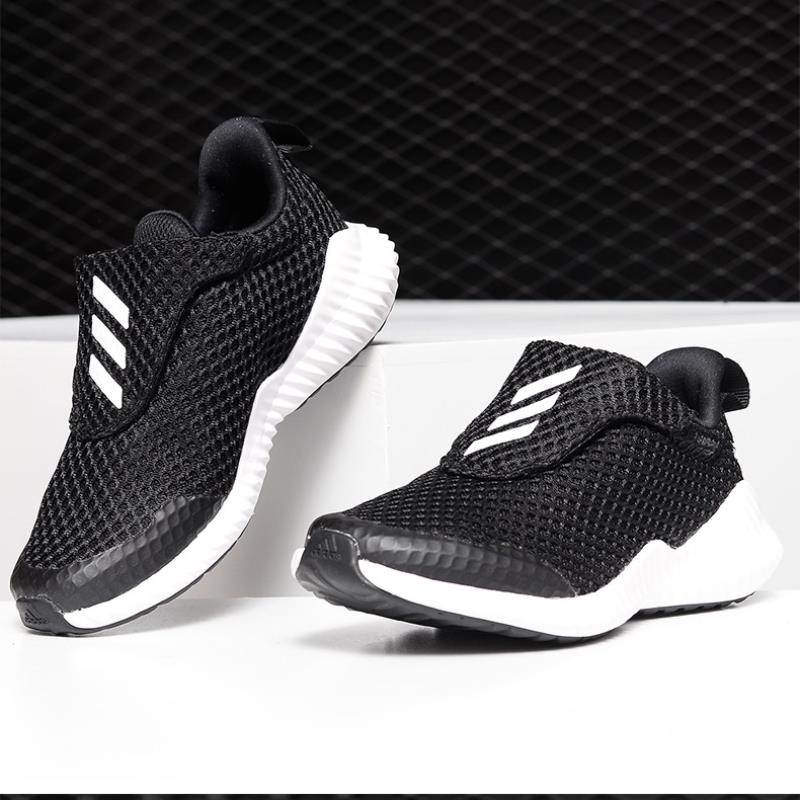 ADIDAS阿迪达斯跑步鞋轻便透气低帮儿童运动鞋一脚蹬EG6199 Z