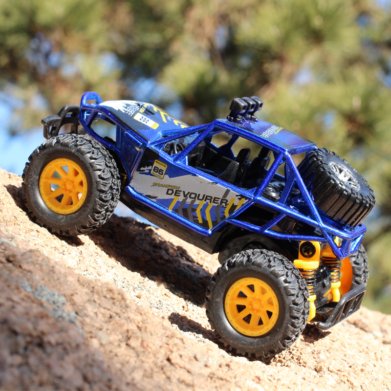 儿童合金汽车模男孩小汽车模型惯性越野车跑车仿真回力宝宝玩具车