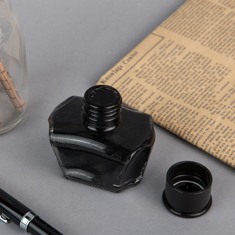 英雄黑色高级碳素墨水不堵钢笔水