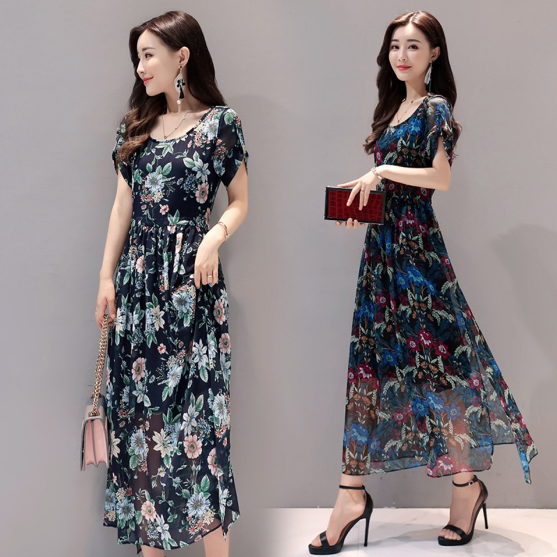 碎花雪纺连衣裙女女士夏款新品韩版修身显瘦气质度假裙沙滩裙长裙