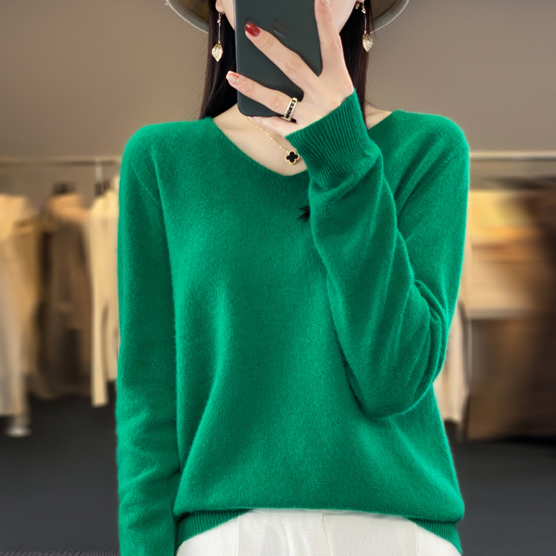 免费试穿 秋冬新款V领羊绒衫春秋新款针织衫瘦身上衣慵懒毛衣女春秋针织上衣服打底衫秋冬内搭大码显瘦洋气打底衫女高清大图